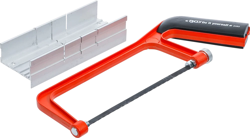 Alukeretes fűrész | gérvágó fűrésszel és fűrészlappal | 150 mm